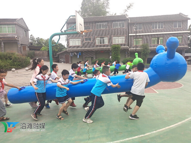 2e49b24847934e32bb8d90eb378e6c35-4.jpg