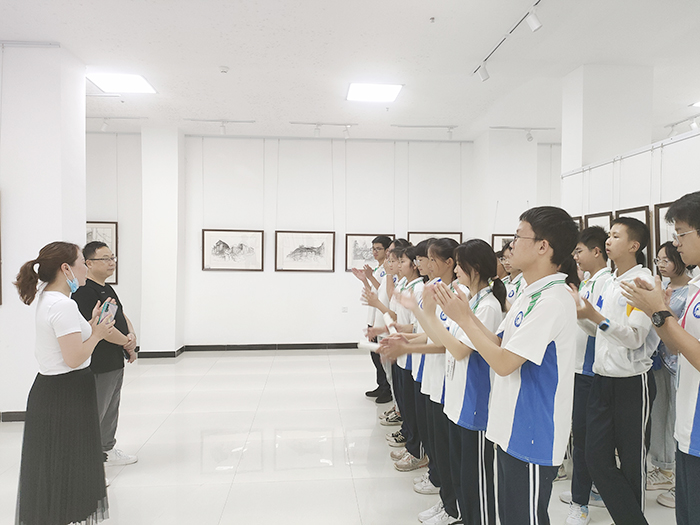 以文育人公益课 (1).jpg