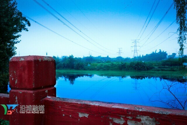 f017e0a3a5b94a8882bf976a04161f65~1.jpg